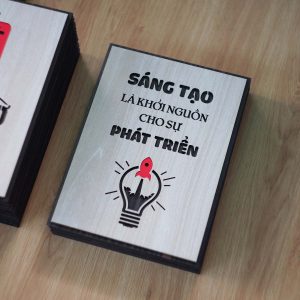 Tranh Tường Ý Nghĩa TBIG120: Sáng tạo là khởi nguồn cho sự phát triển